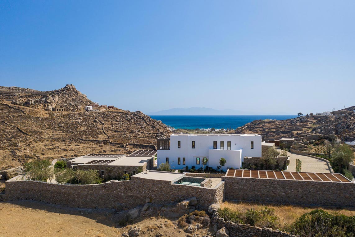 001A-Villa-tranquil-Birds-Eye-with-View-to-the-Sea_nw