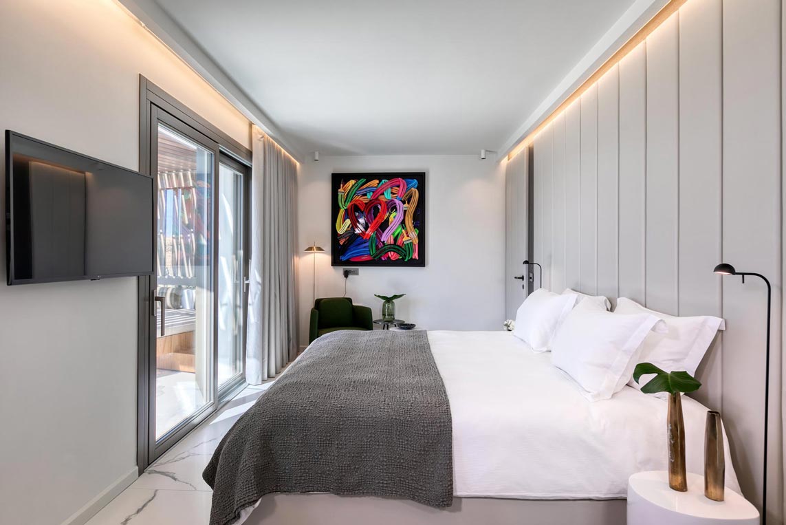 06-Villa-tranquil-Master-bedroom-1_nw