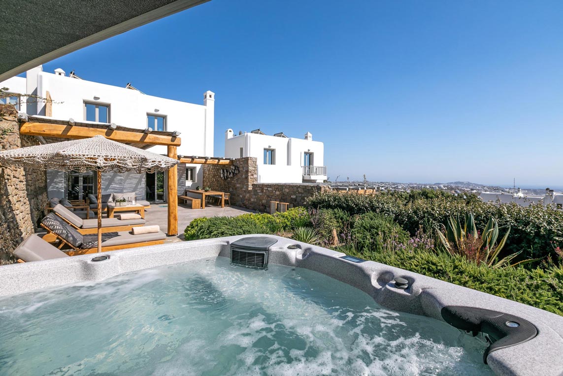 11-M-THREE-VILLA-private-outdoor-hot-tub-in-the-garden