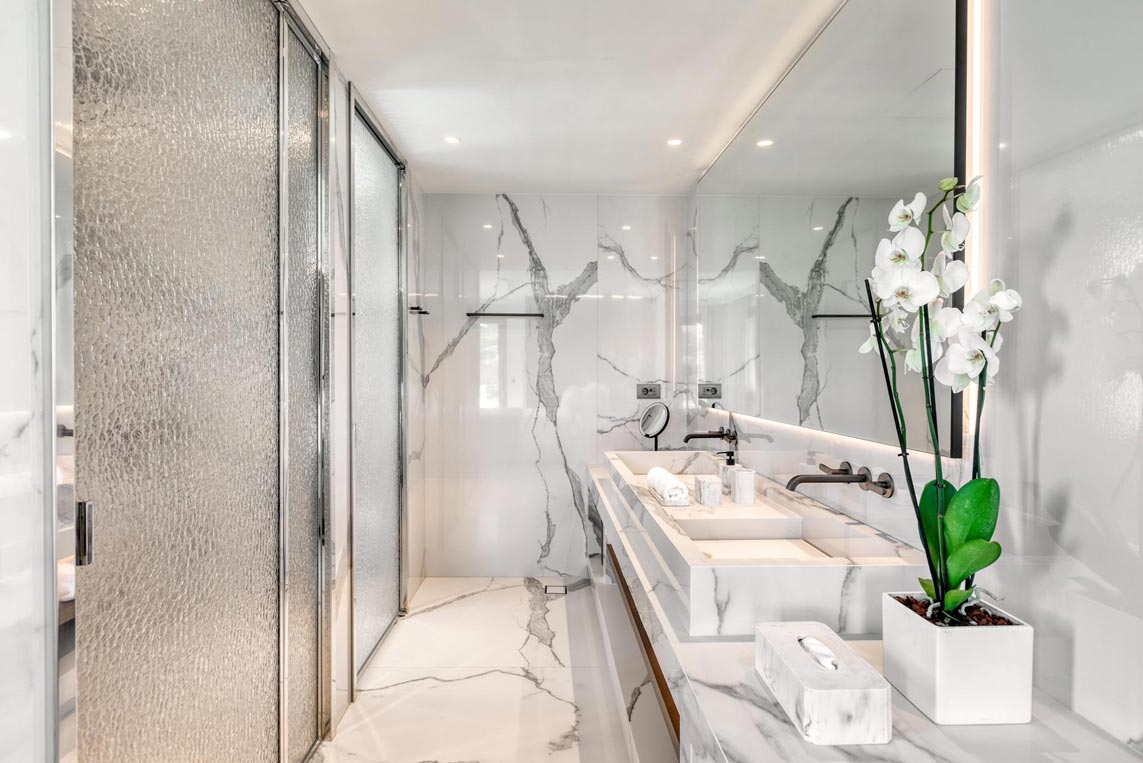 15-Villa-tranquil-Master-bedroom-2-_ensuite-bathroom_nw