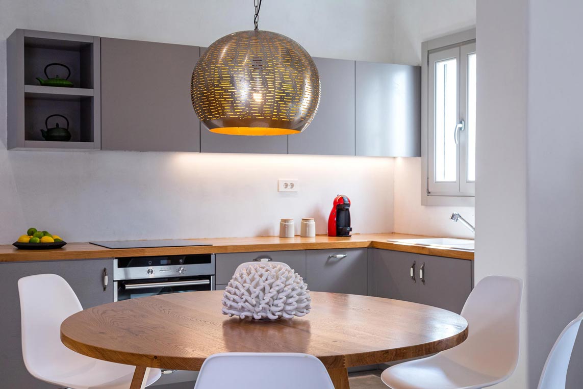 16-M-THREE-Villa-dinig-area