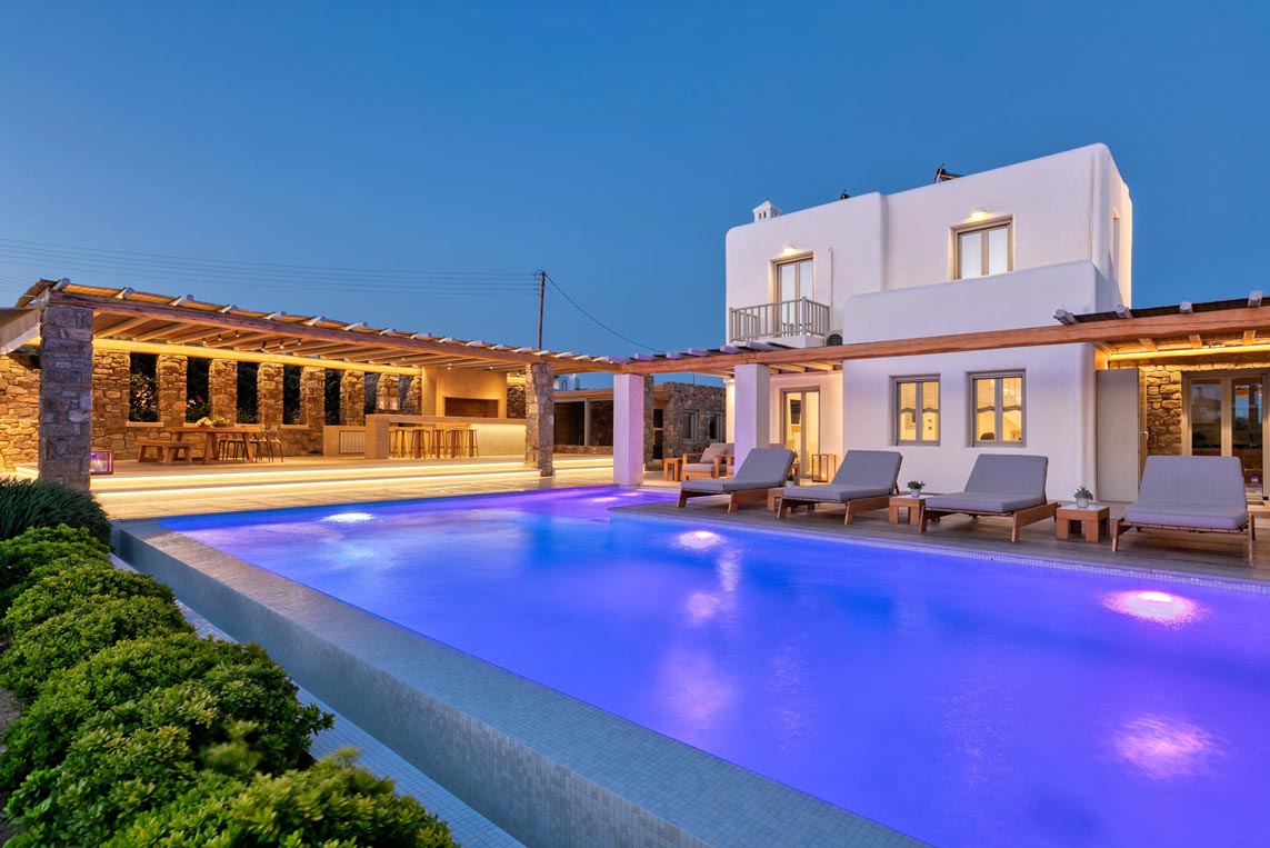 1_outdoor_night-time