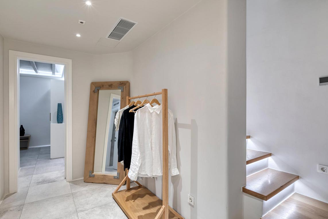 29-M-THREE-Villa-lower-floor-landing