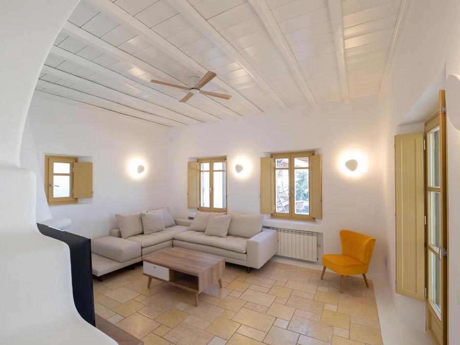 ODYSSEUS-P4141406-Edit