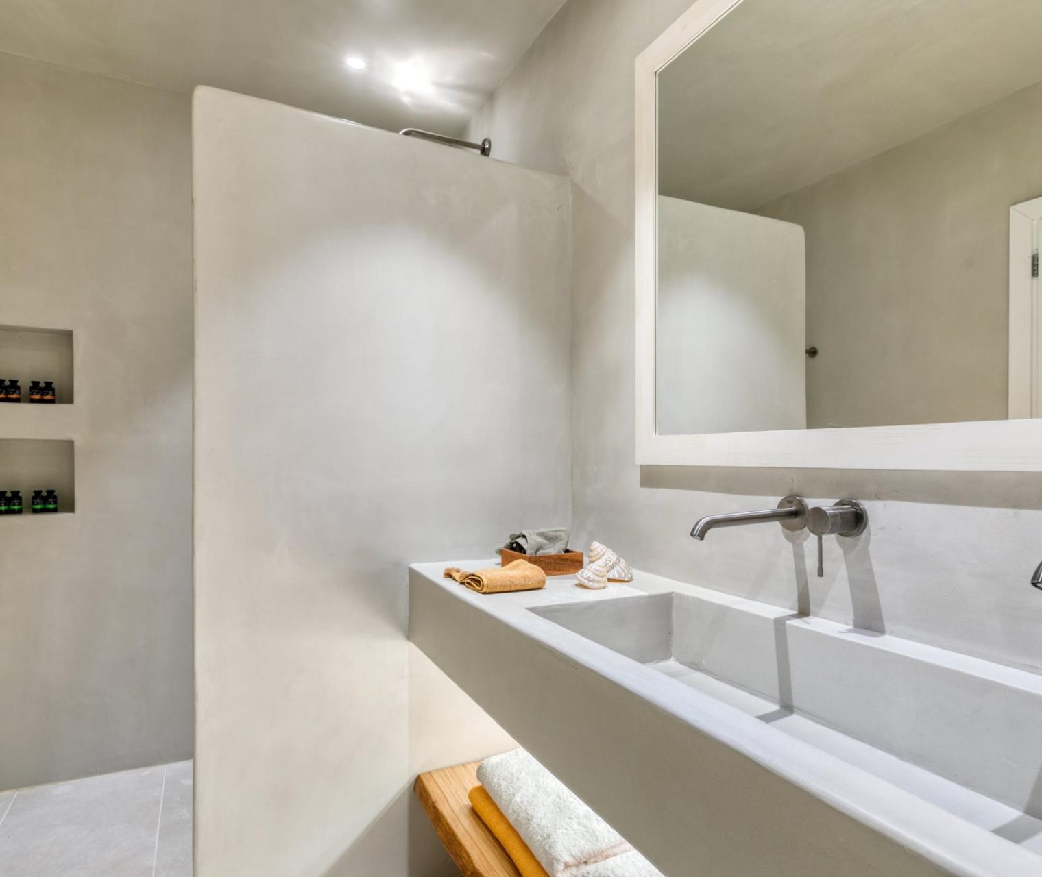 b1c87ad0472fa35ac850636cf4022669