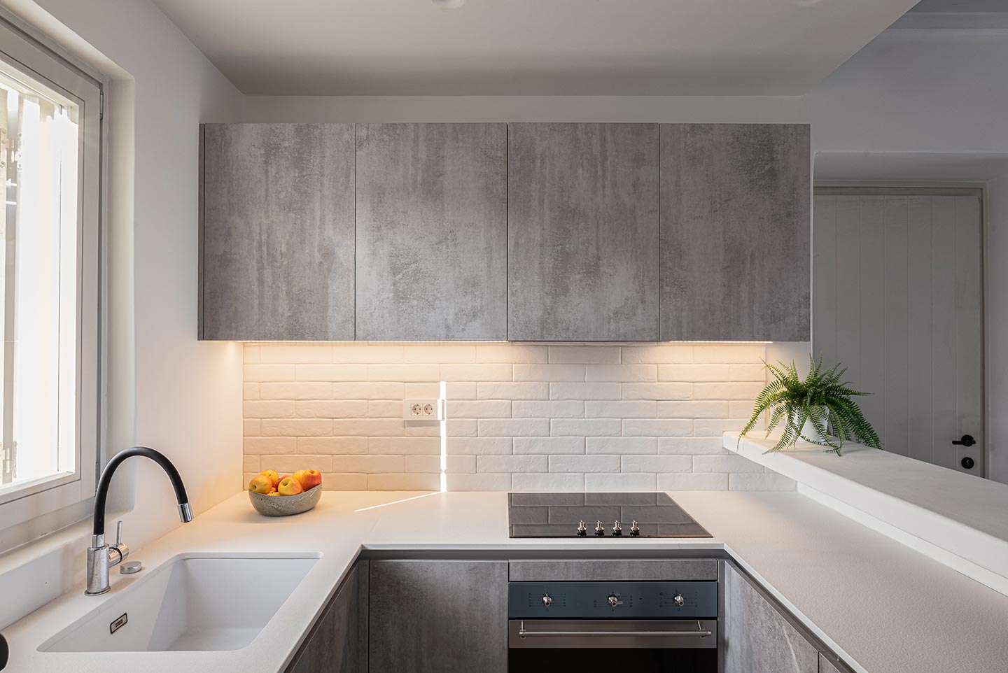 35.-AndrewBoutsikas_Villa2-55