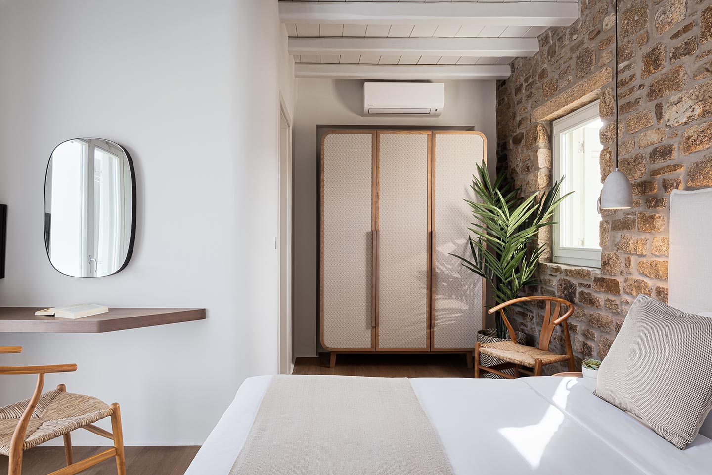 56.-AndrewBoutsikas_Villa2-28