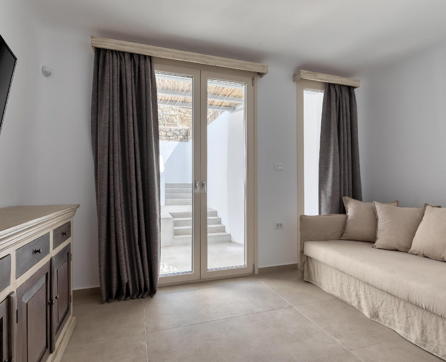 086_5340_cataleya_1_20230421-23