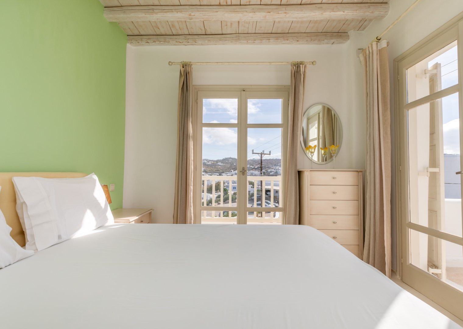 10Ornos Family Villa 4 BD