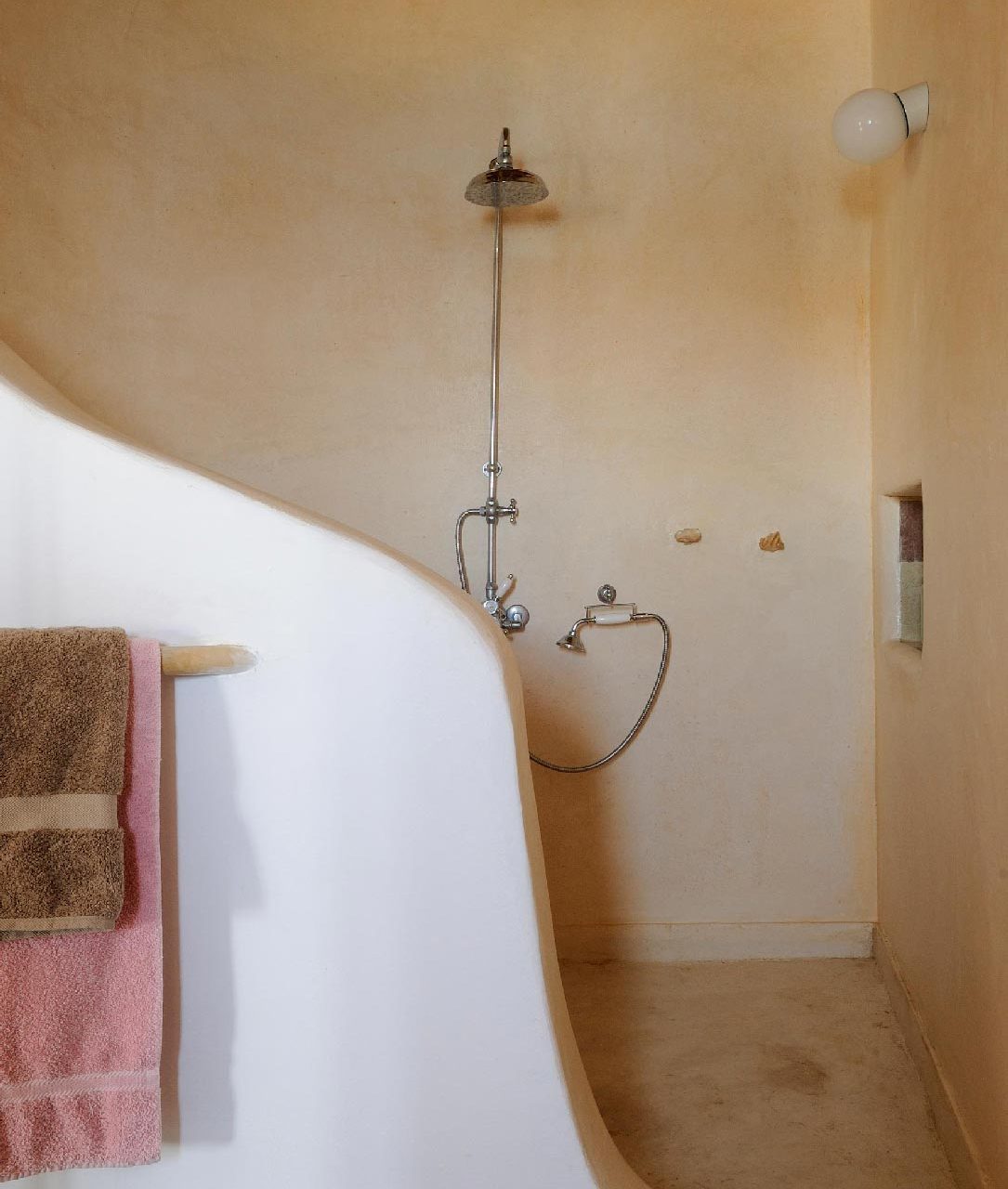 _3-Master-Bedroom-Ensuite-3