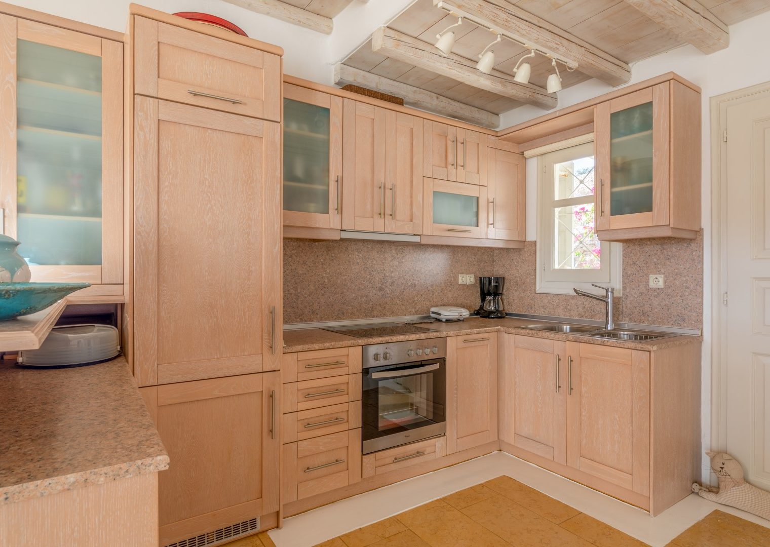 7Ornos Family Villa 4 BD