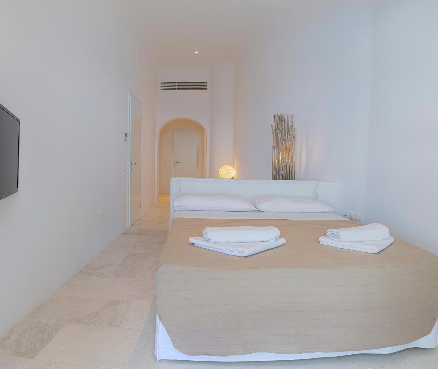 FRONT-LEFT-SIDE-ROOM-(1)