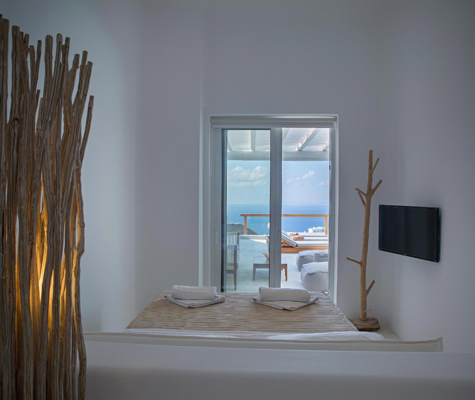 FRONT-LEFT-SIDE-ROOM-(4)