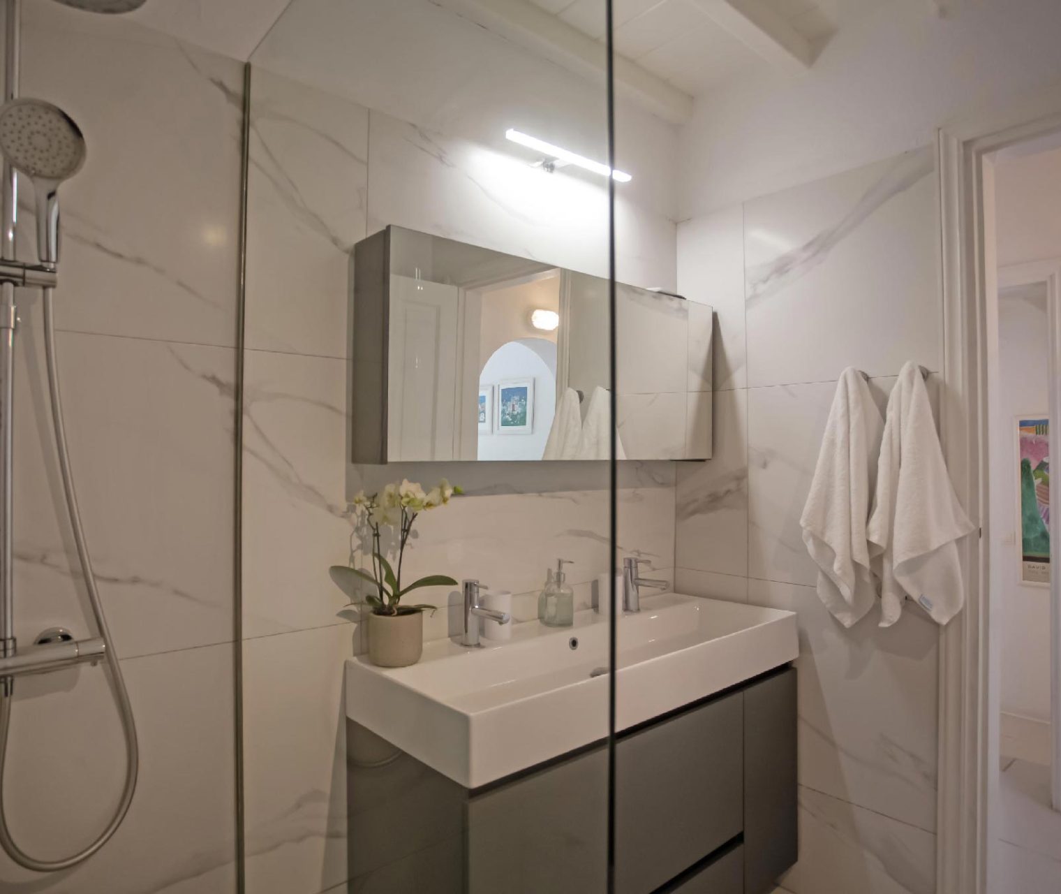 Photo-24-12-23,-22-35-50