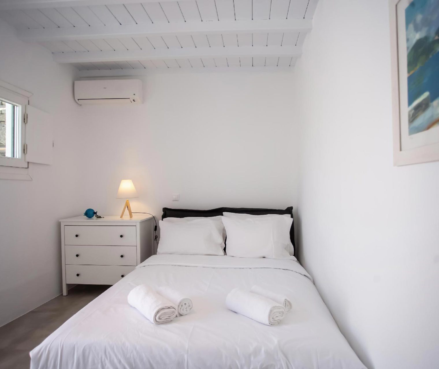 Photo-24-12-23,-22-45-22