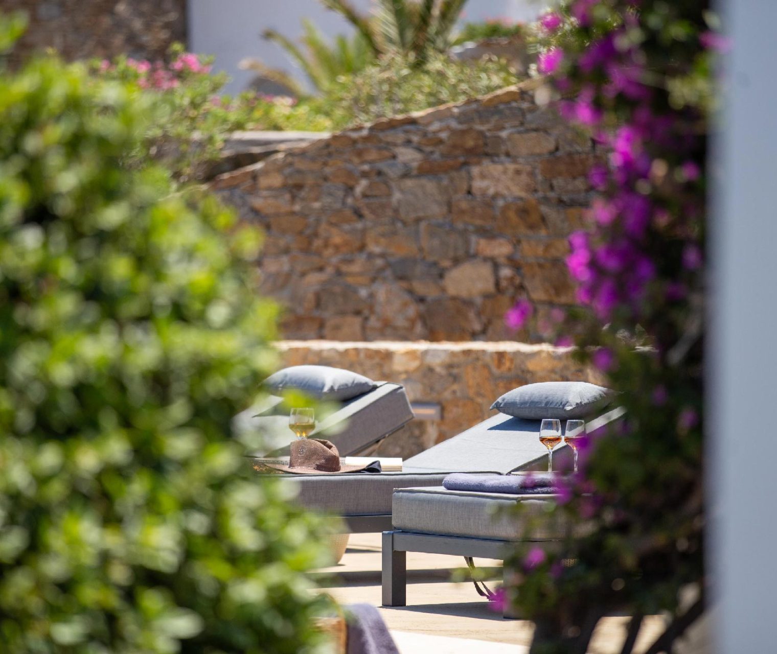 Photo-24-12-23,-22-51-04