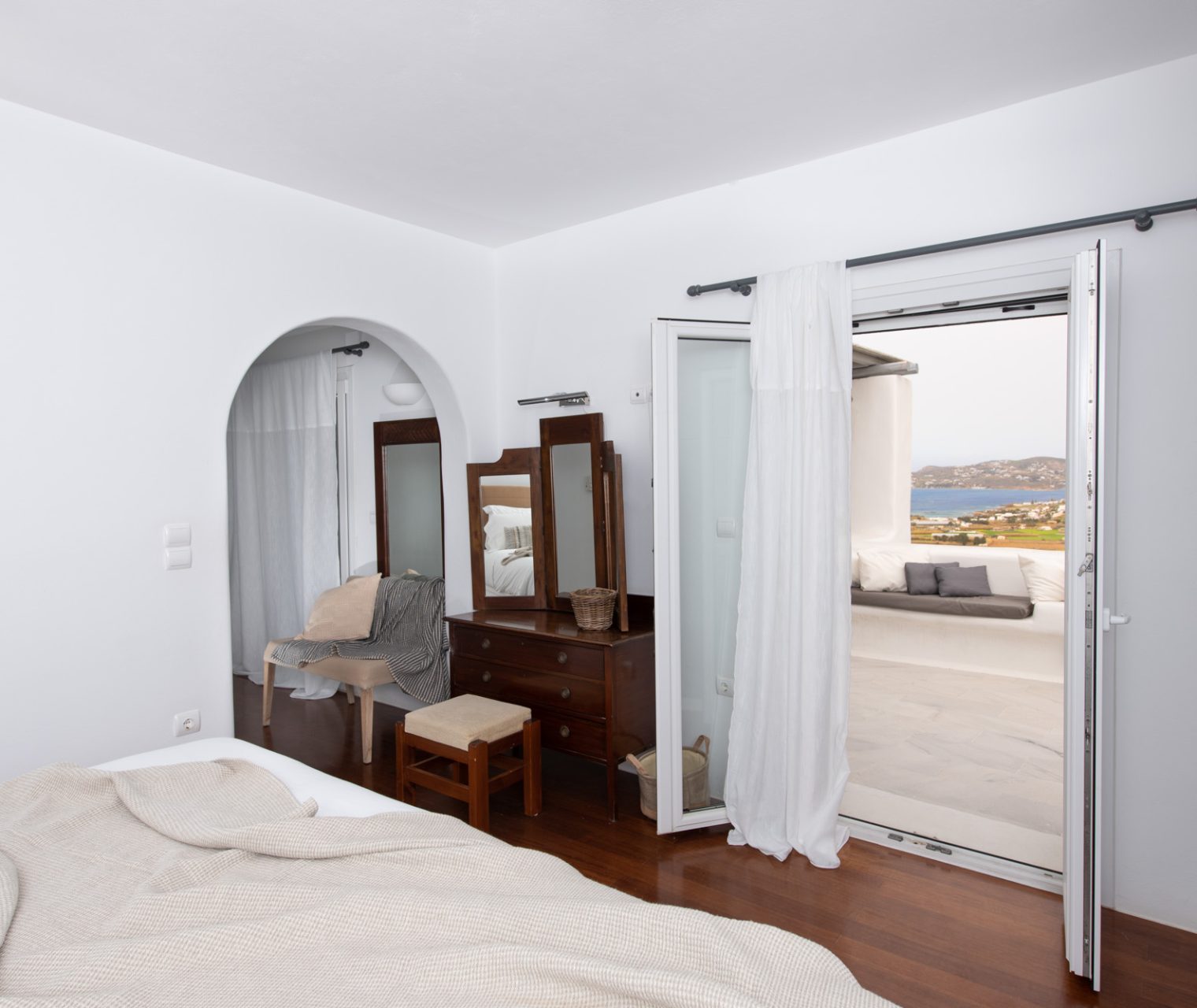 master bedroom upper floor