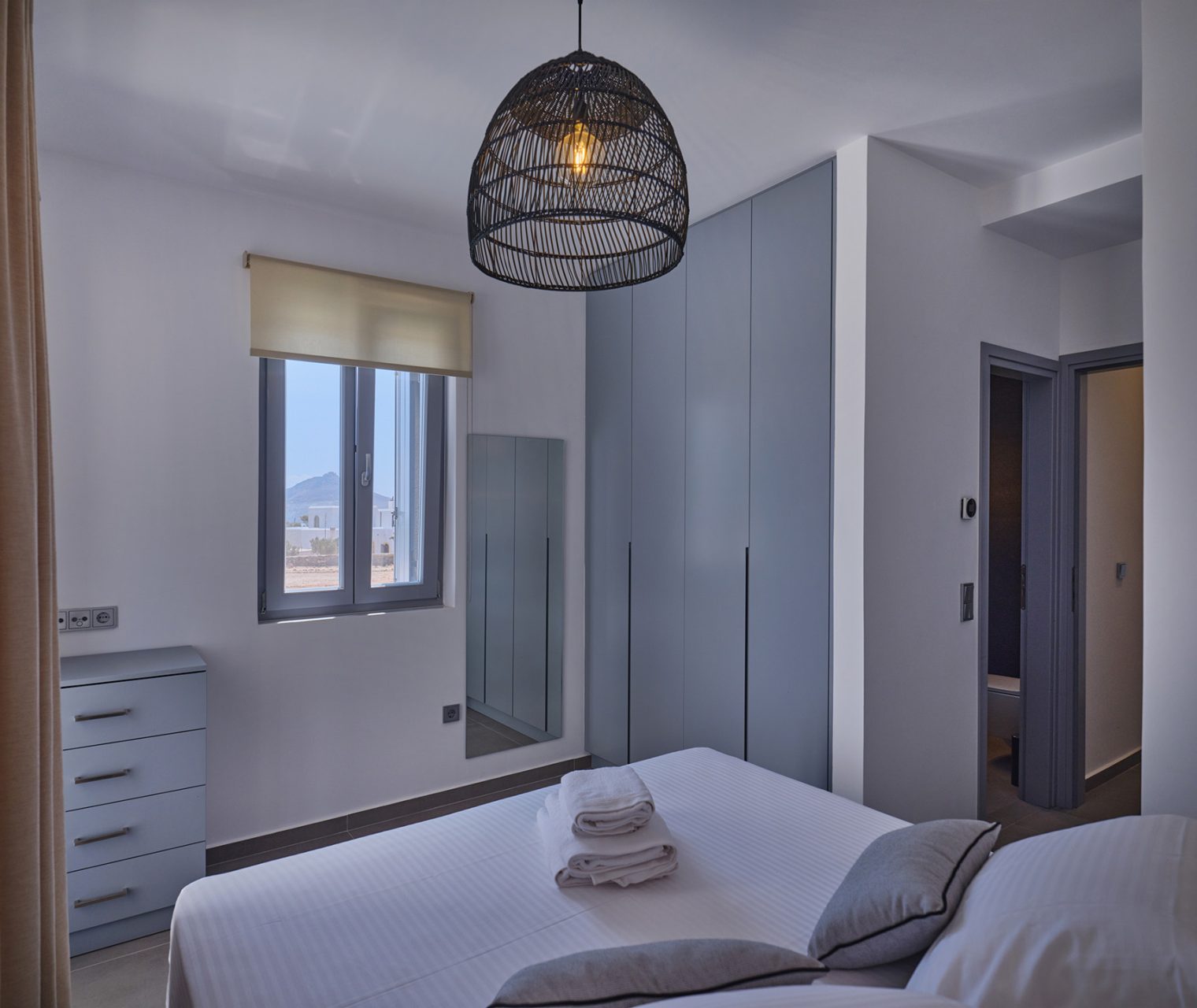 nov24-K2-1st-floor-double-bedroom-