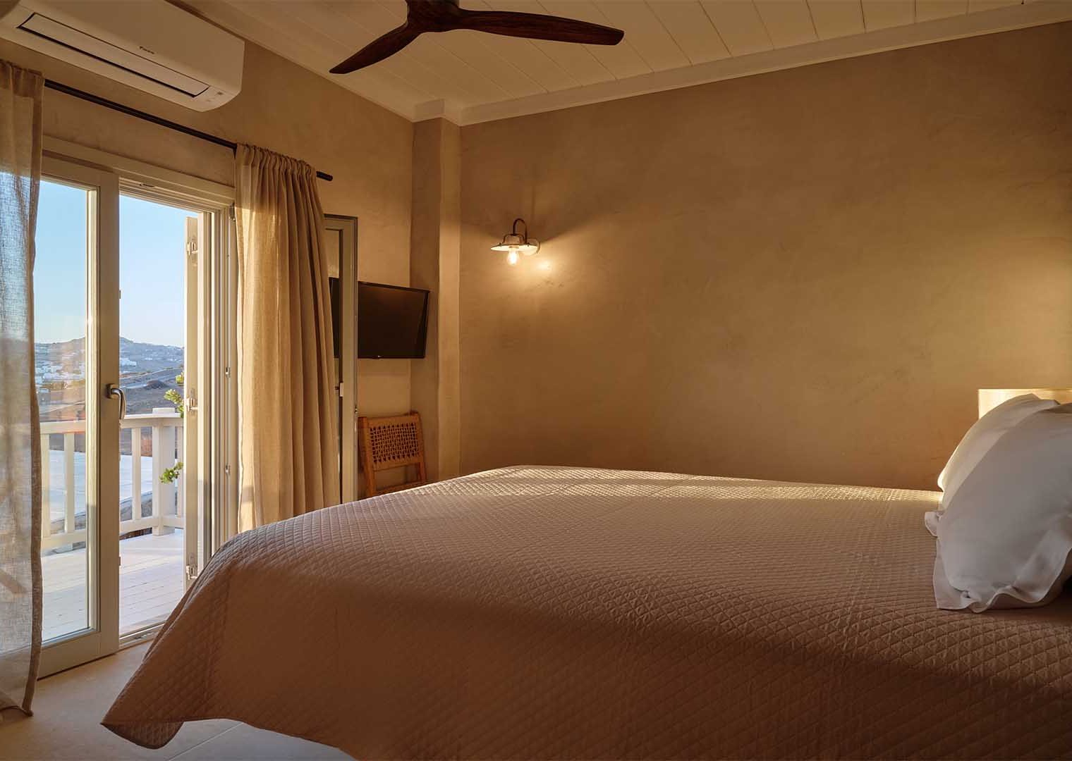 Luxury 5 bedroom villa with private pool in Mykonos, Paraga, Greece (13)