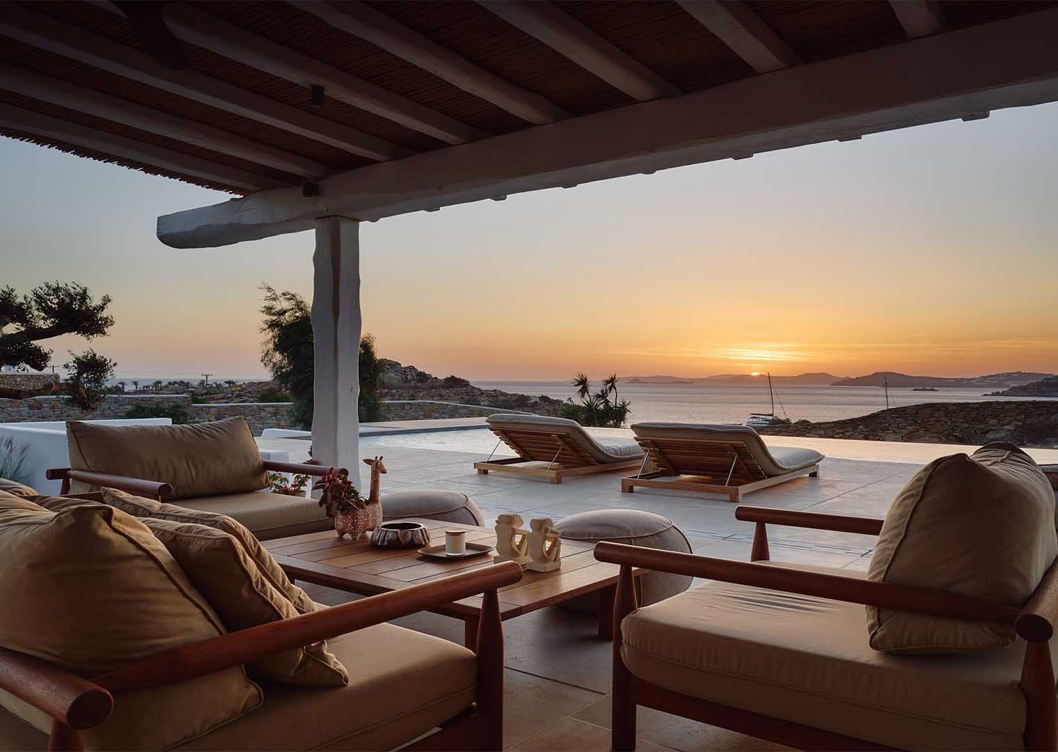 Luxury 5 bedroom villa with private pool in Mykonos, Paraga, Greece (25)