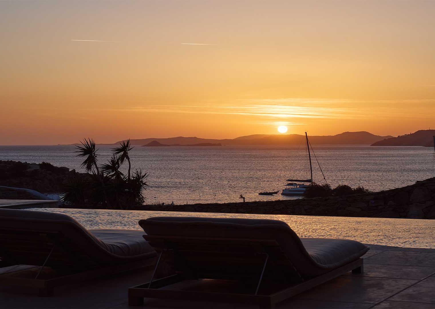 Luxury 5 bedroom villa with private pool in Mykonos, Paraga, Greece (26)