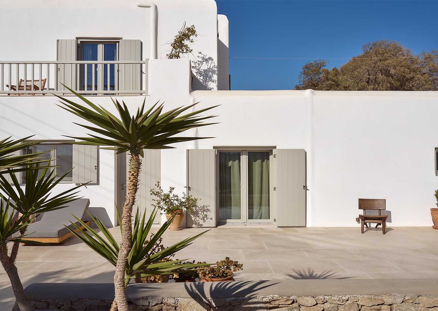 Luxury 5 bedroom villa with private pool in Mykonos, Paraga, Greece (37)