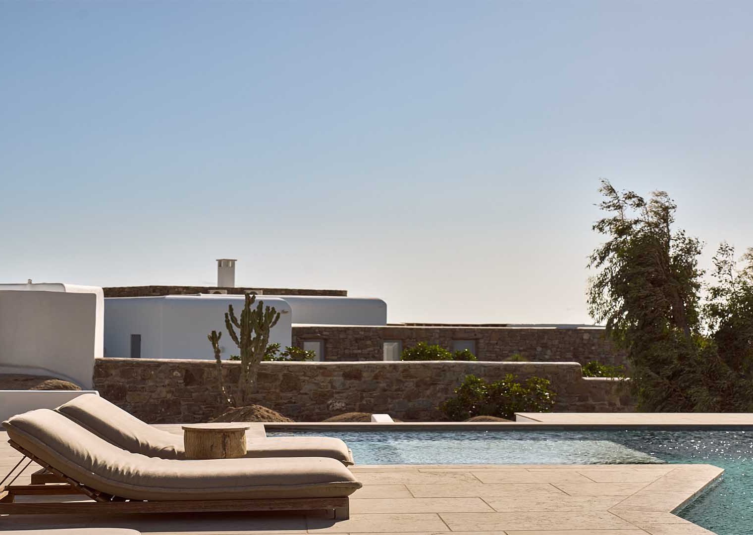 Luxury 5 bedroom villa with private pool in Mykonos, Paraga, Greece (39)