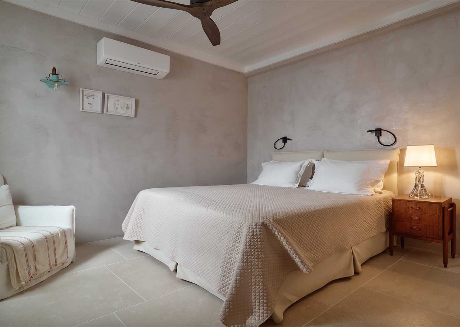 Luxury 5 bedroom villa with private pool in Mykonos, Paraga, Greece (7)