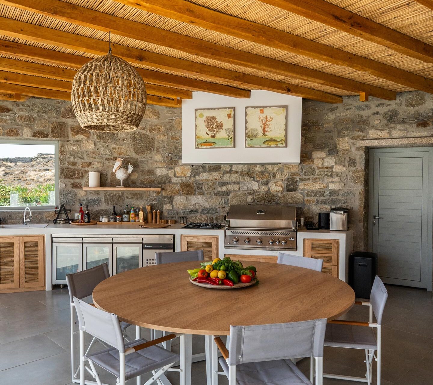 SONY_ILCE-7M4_95884288-95918914_748