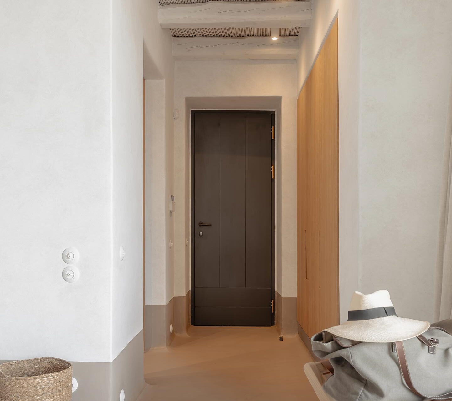 01-f-IMG_0175-Enhanced-NR