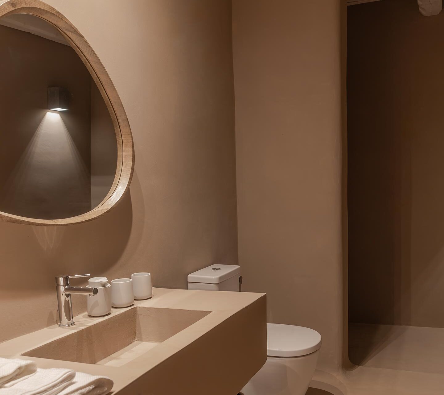 503-en-suite-bathroom-IMG_0492-Enhanced-NR-Edit